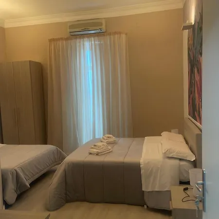 לינה וארוחת בוקר Chez Moi 2*