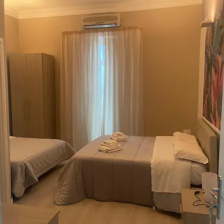 Chez Moi לינה וארוחת בוקר 2*