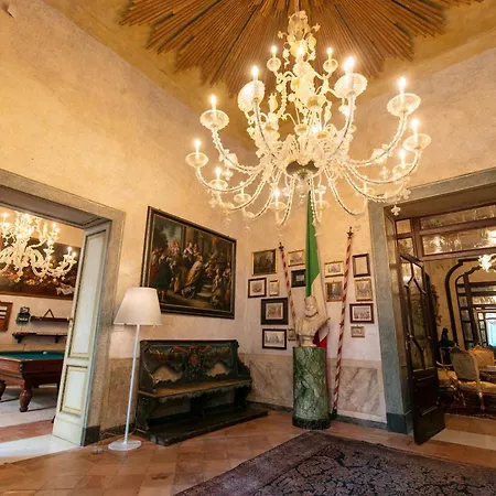 בית הארחה Palazzo Doria נאפולי