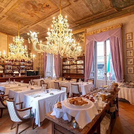Palazzo Doria *