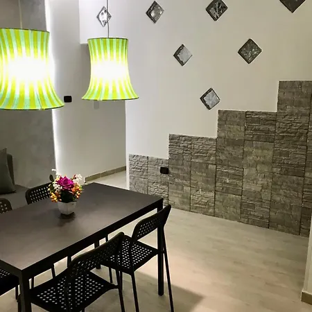 Maclahouse Centrale Apartment Naples
