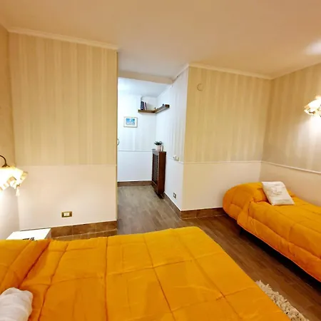 Fuga A Apartment Naples