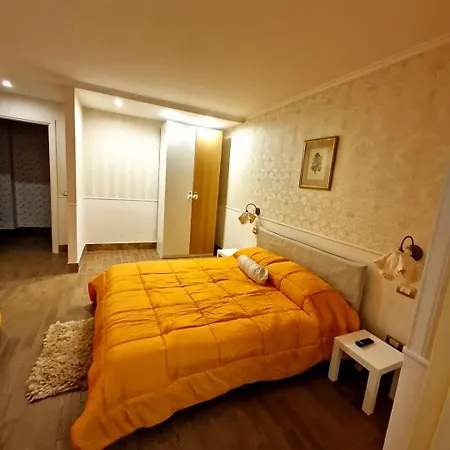 Apartment Fuga A Naples
