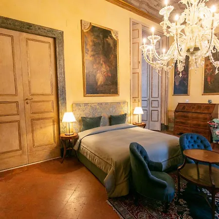 בית הארחה Palazzo Doria נאפולי