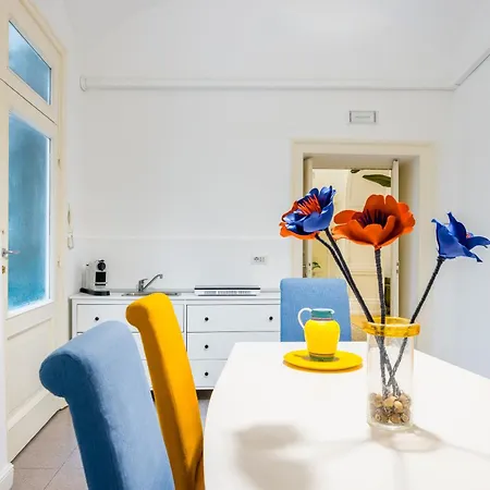 Kea Home, Entire House In The Heart Of Naples