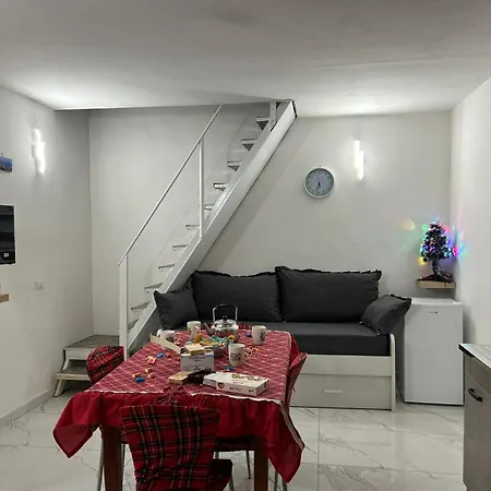 Apartment Diamond Spaccanapoli *