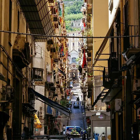 Il Sole Di Montesanto Alojamento de Acomodação e Pequeno-almoço Nápoles