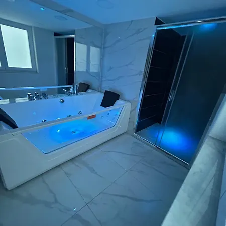 Luigi Luxury *