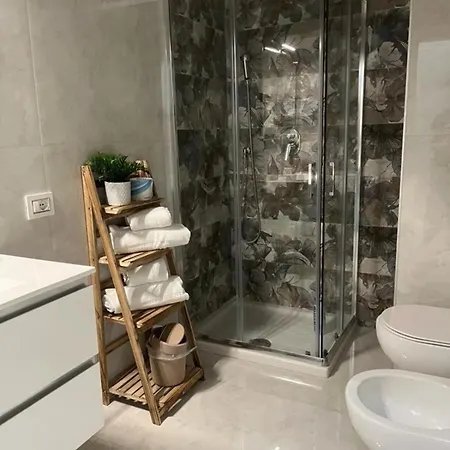 Royal Flower Bed & Breakfast 3*