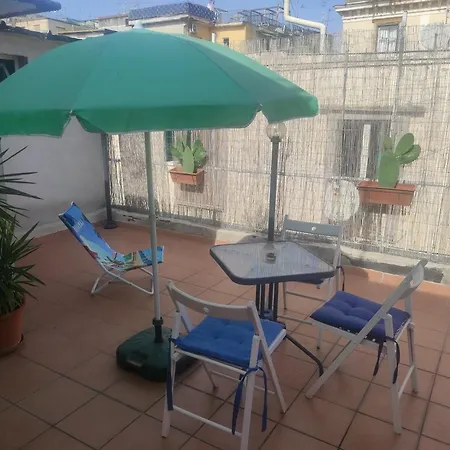 Vacanzella Casa Vacanza In Centro Con Terrazzo Apartment