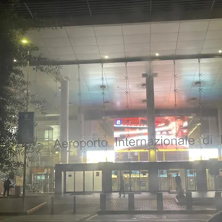 Affittacamere Lux House Airport Napoli