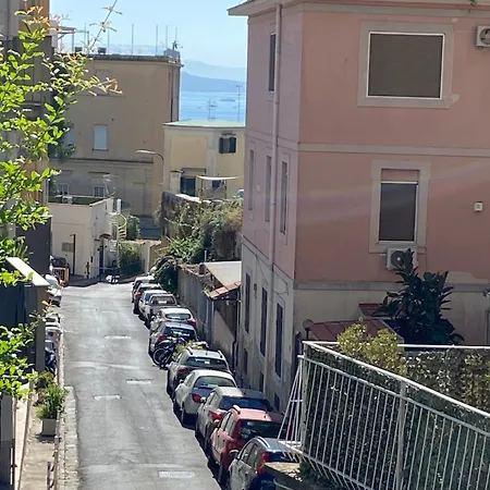Affittacamere Dana House Napoli