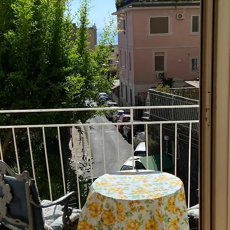 Dana House Affittacamere