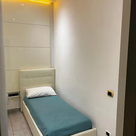 Bed & Breakfast International Garibaldi 3*