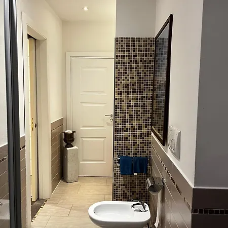 International Garibaldi Bed & Breakfast Napoli