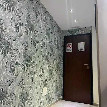 La Casa Di Raffaele Centro *