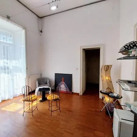 L'atelier Vedi Ai Tuoi Piedi לינה וארוחת בוקר *
