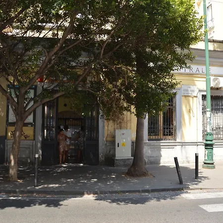 Casa Flora Al Corso * Napels
