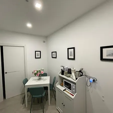 Guest house Domus Cervantes Naples