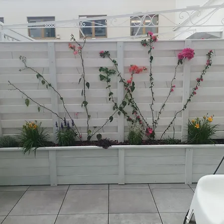 Guest house Domus Cervantes Naples