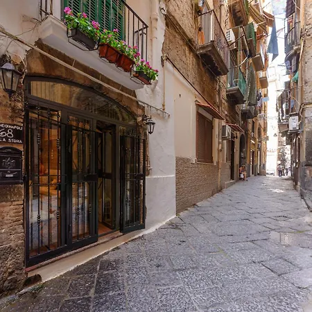 La Storia Apartment *