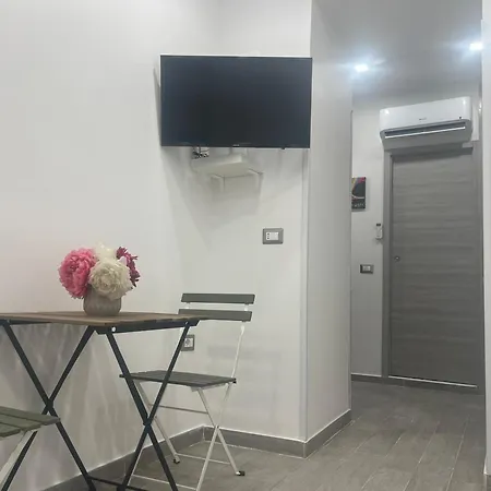 Apartment Grevin House *