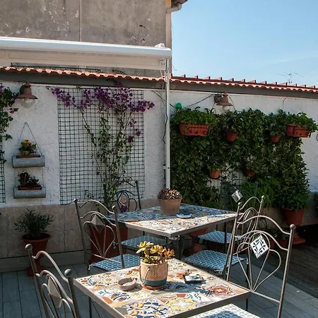 La Terrazza Ai Miracoli Bed & Breakfast