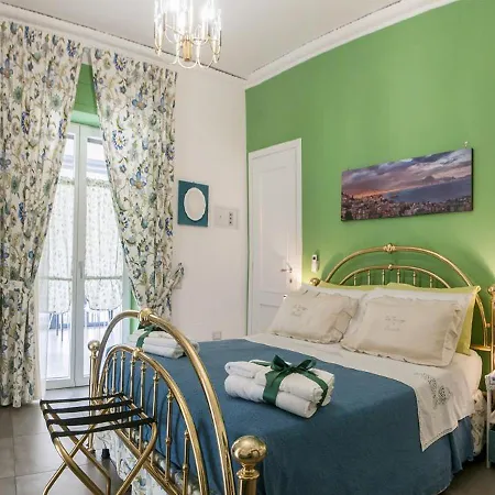 La Terrazza Ai Miracoli Bed & Breakfast Napoli