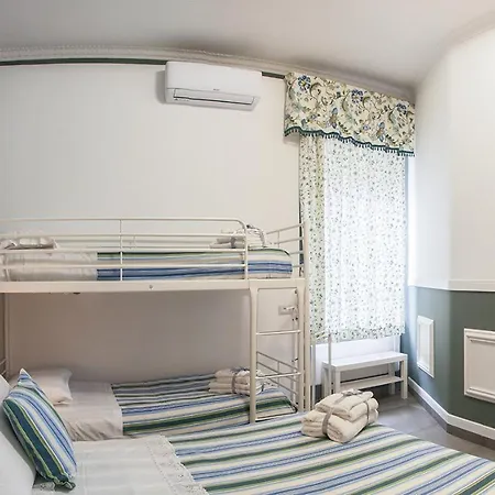 La Terrazza Ai Miracoli Bed & Breakfast *