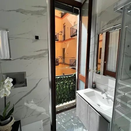 Parva Domus 163 Naples
