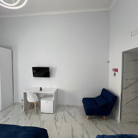 Parva Domus 163 Naples
