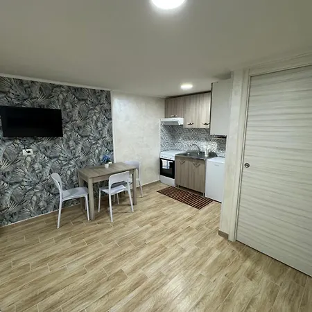 Apartment Spezzano House