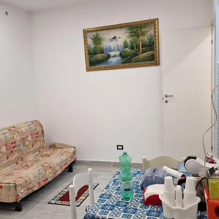 Intero Espo Naples