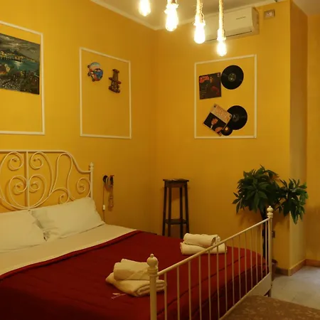 Operahome Naples