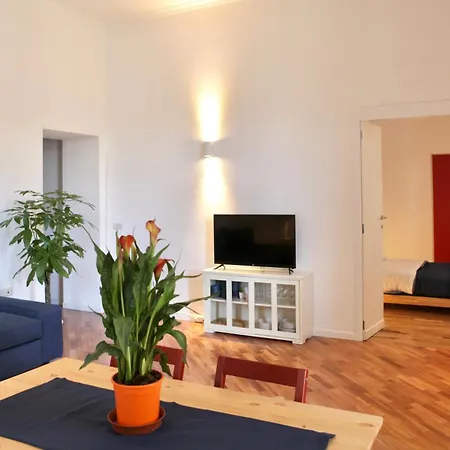 Apartment Casa Mia Ai Spagnoli 2 Naples