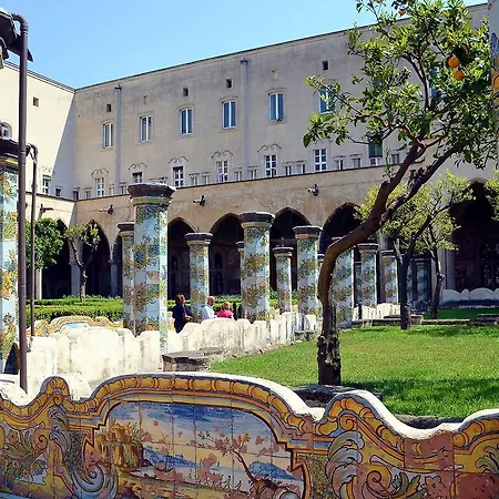 La Finestra Sul Monastero Chiostro Napoli