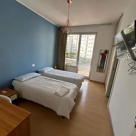 Maradona Guest house