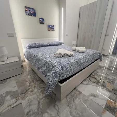 Che Casa Naples