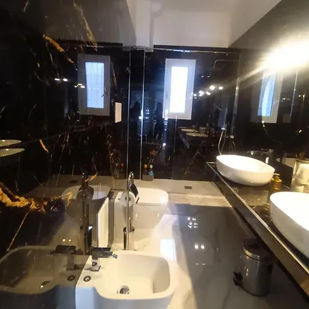 Cuore Di Centro Apartament *