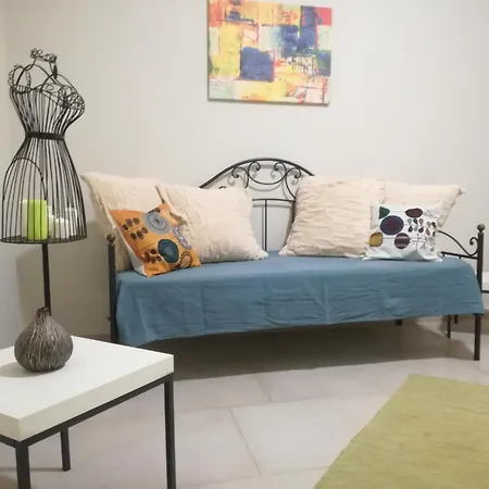 Saggiohome House * Naples
