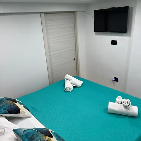 Sciusciu House * Napoli