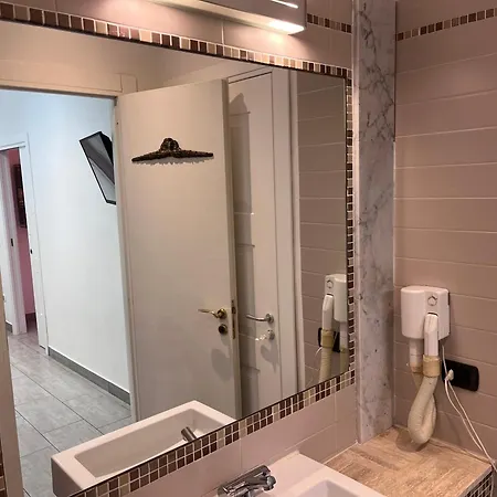 Bed & Breakfast International Garibaldi Napoli