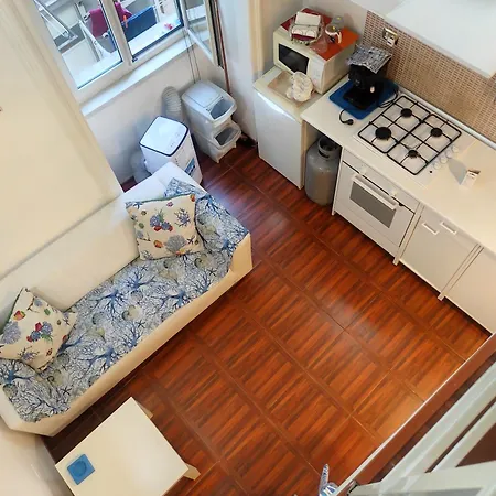 Nella Storica Piazza Carlo Iii Apartment Naples