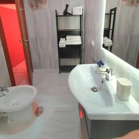 Center Apartman *