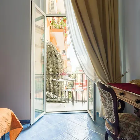 Le Stanze Dei Mille Bed & Breakfast Napoli