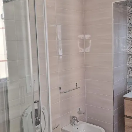 Affittacamere Mopi Maison *