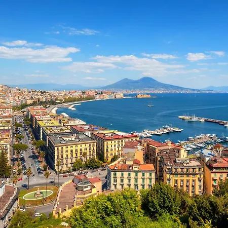 Appartamento Carlo Di Borbone - Chiaia Napoli