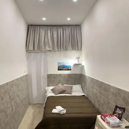 Apartment House Kekka Naples