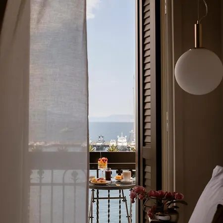 Demetra Luxury *