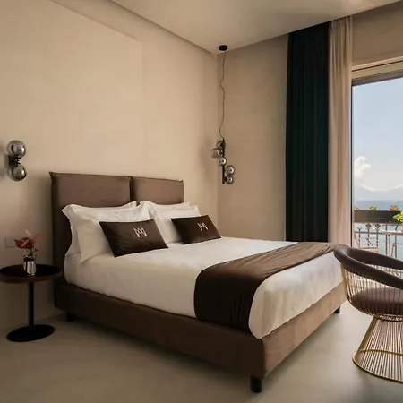 Demetra Luxury *